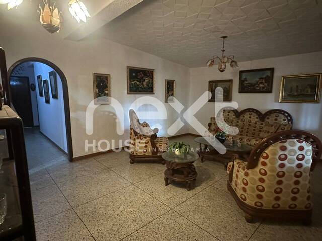 #2706 - CASA para Venta en Maracaibo - V