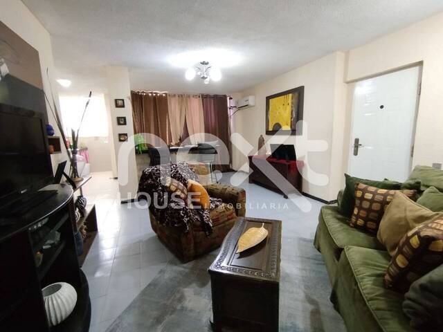 #2710 - APARTAMENTO para Venta en Maracaibo - V - 3