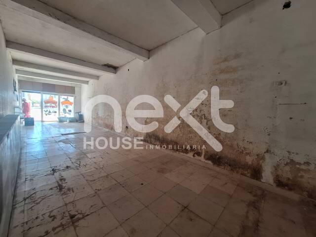 #2777 - LOCAL COMERCIAL para Venta en Cabimas - V