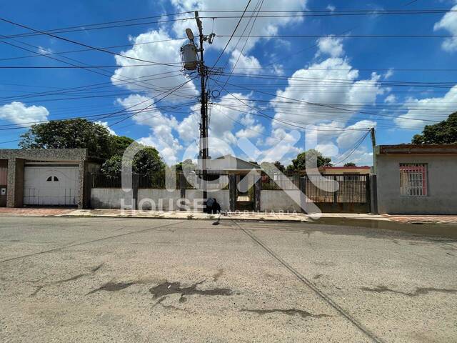 #2922 - TERRENO para Venta en Maracaibo - V - 1