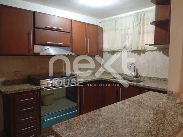 #2956 - APARTAMENTO para Alquiler en Ciudad Ojeda - V