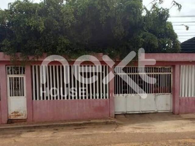 #2963 - CASA para Venta en Maracaibo - V - 3