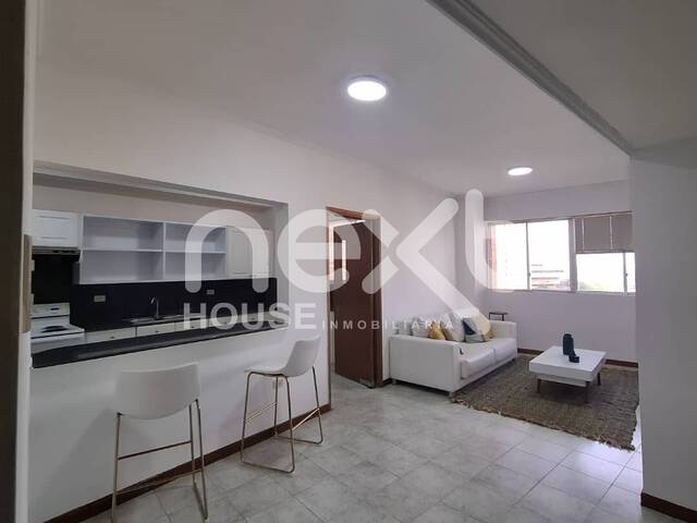 #2579 - APARTAMENTO para Alquiler en Maracaibo - V