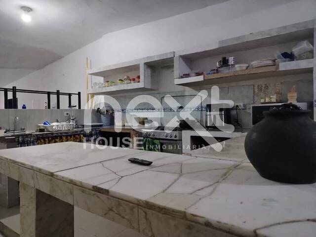 #3002 - CASA para Venta en San Francisco - V - 2