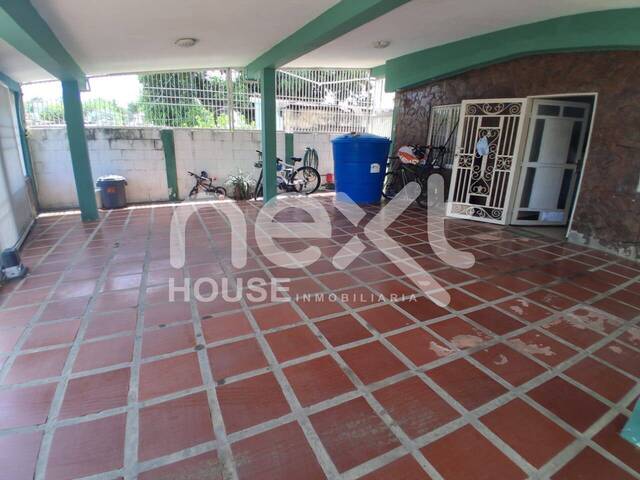 #3022 - CASA para Venta en San Francisco - V - 2