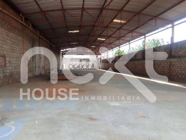 #3042 - GALPÓN para Alquiler en San Francisco - V