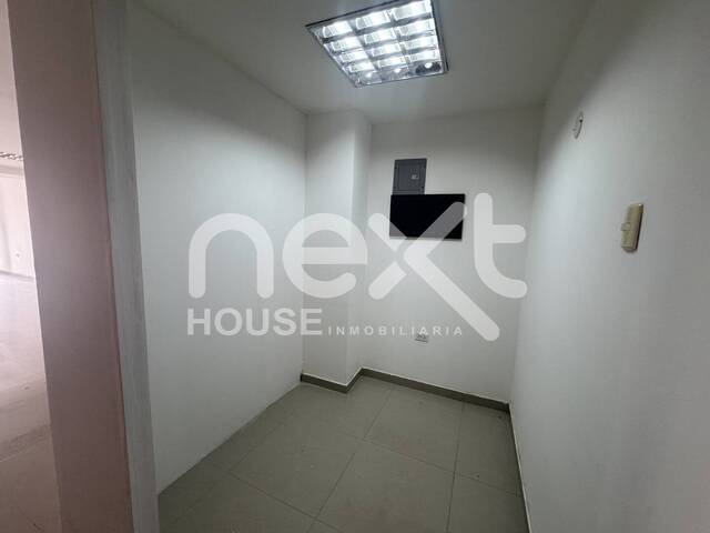 #3061 - LOCAL COMERCIAL para Alquiler en Maracaibo - V - 3