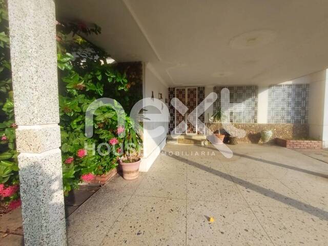 #3098 - CASA COMERCIAL para Venta en Maracaibo - V - 2