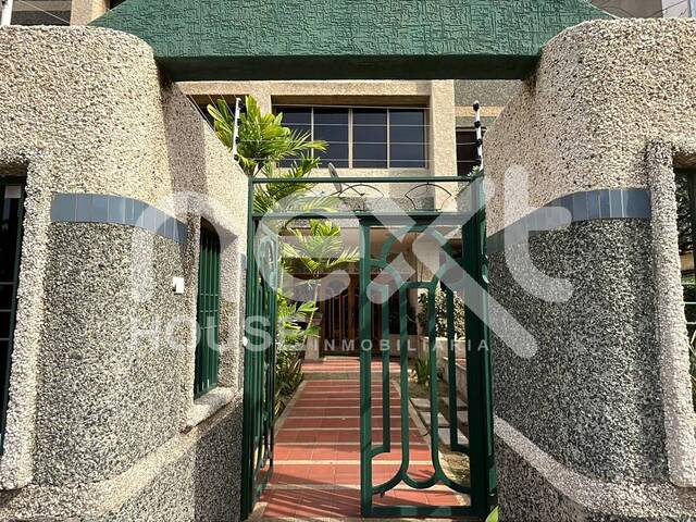 #2925 - APARTAMENTO para Alquiler en Maracaibo - V