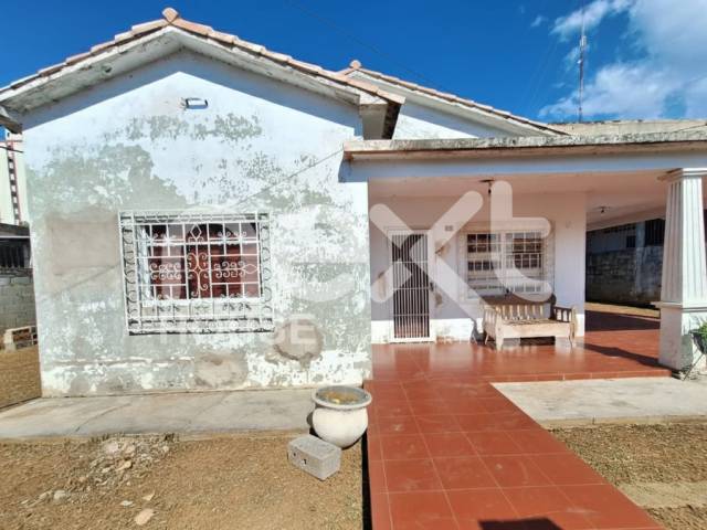 #3272 - CASA COMERCIAL para Venta en Ciudad Ojeda - V - 2