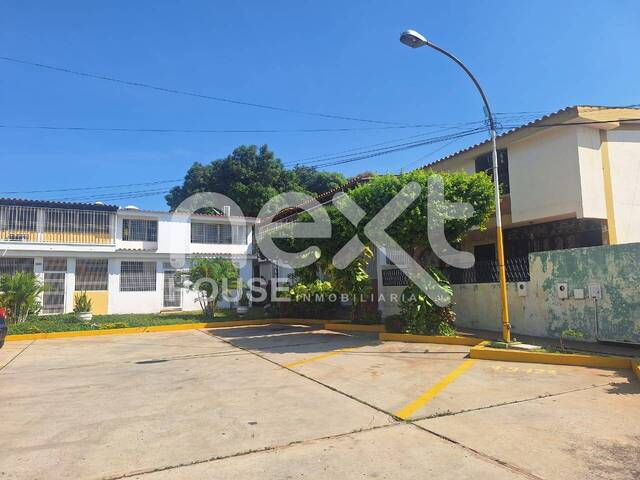 #3625 - CASA para Alquiler en Maracaibo - V
