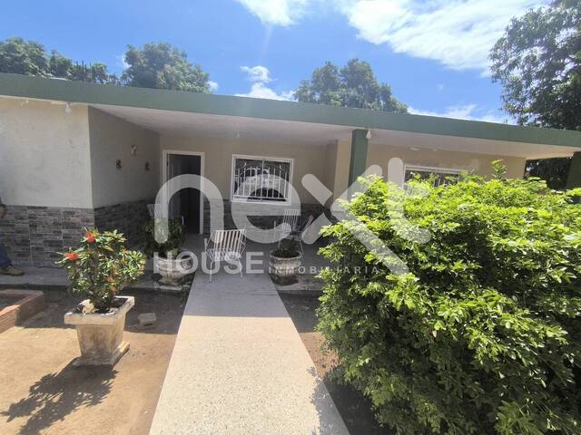 #3743 - CASA COMERCIAL para Venta en Maracaibo - V