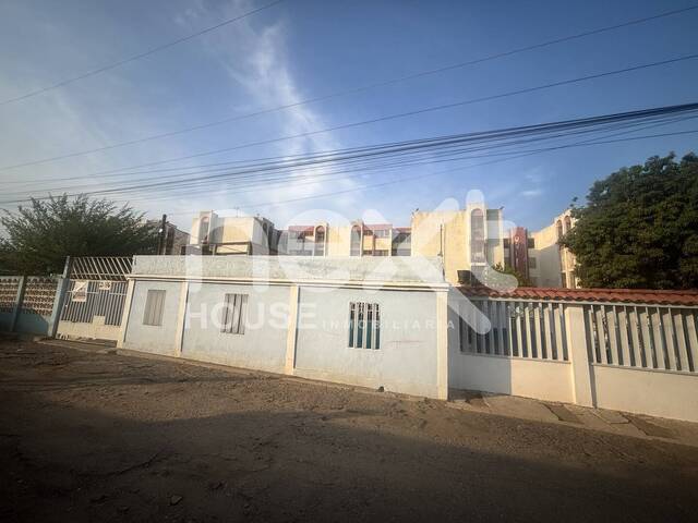 #3760 - CASA para Venta en Maracaibo - V