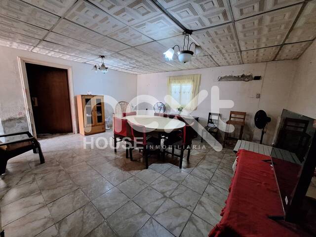 Venta en Av. 42 - Ciudad Ojeda