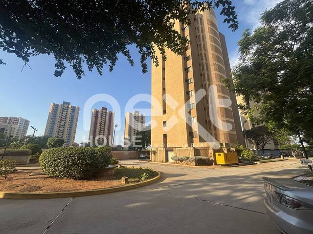 #4256 - APARTAMENTO para Alquiler en Maracaibo - V