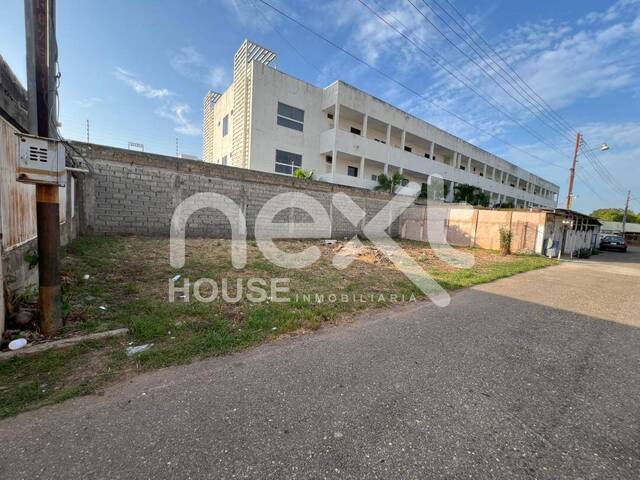 #4267 - TERRENO para Venta en Ciudad Ojeda - V