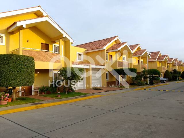 #4370 - CASA para Venta en Maracaibo - V