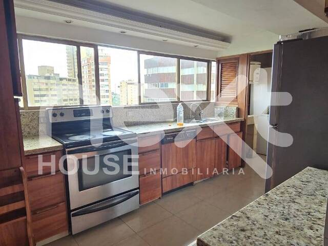 #4400 - APARTAMENTO para Alquiler en Maracaibo - V - 3