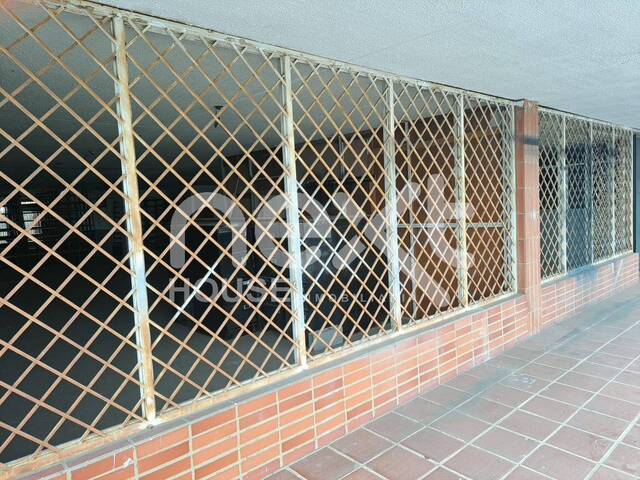 LOCAL COMERCIAL para Alquiler en Maracaibo - 2