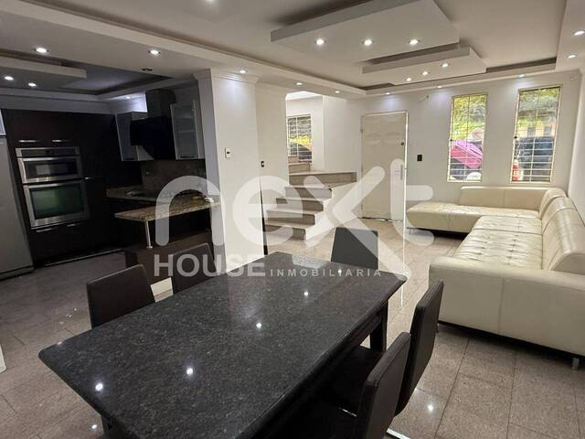 TOWNHOUSE para Alquiler en Maracaibo - 2