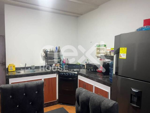 #4413 - CASA para Venta en Maracaibo - V - 2