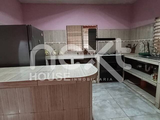 Venta en Vía al Aeropuerto - Maracaibo