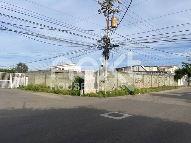 #4495 - TERRENO para Venta en Maracaibo - V - 3