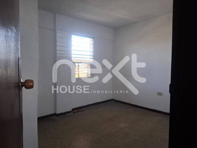 APARTAMENTO para Alquiler en Maracaibo - 4