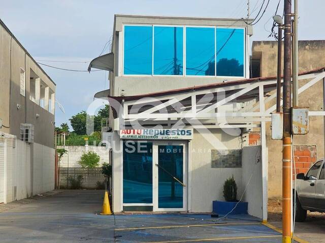 #4658 - EDIFICIO COMERCIAL para Venta en Cabimas - V