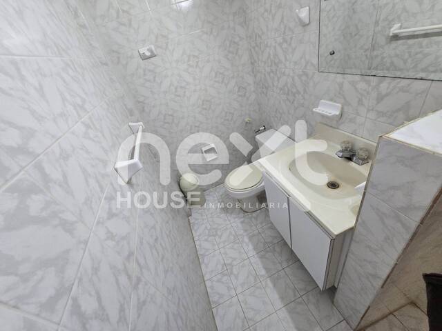 APARTAMENTO para Alquiler en Ciudad Ojeda - 3