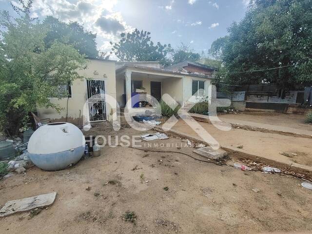 #4770 - TERRENO para Venta en Maracaibo - V - 2