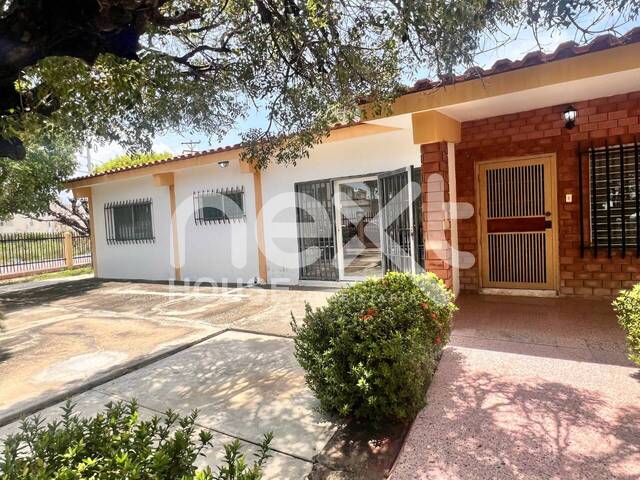 Venta en Calle Piar - Ciudad Ojeda