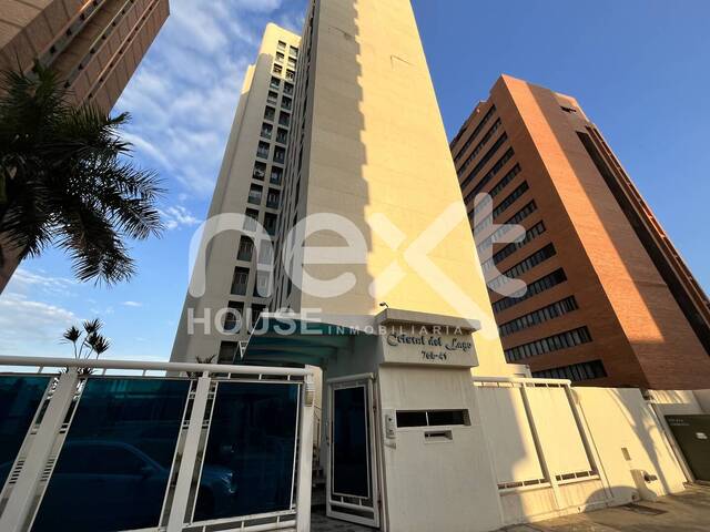 Venta en Av. El Milagro - Maracaibo