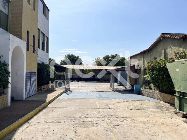 EDIFICIO COMERCIAL para Venta en Maracaibo - 4