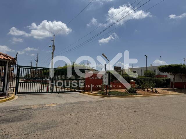 #4911 - TOWNHOUSE para Venta en Maracaibo - V - 1