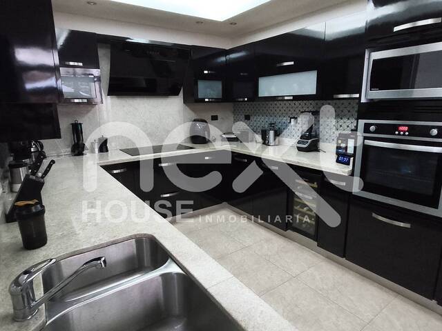 #5040 - TOWNHOUSE para Venta en San Francisco - V - 2