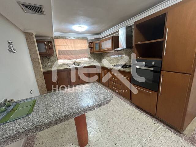 #2082 - CASA para Alquiler en Cabimas - V - 2