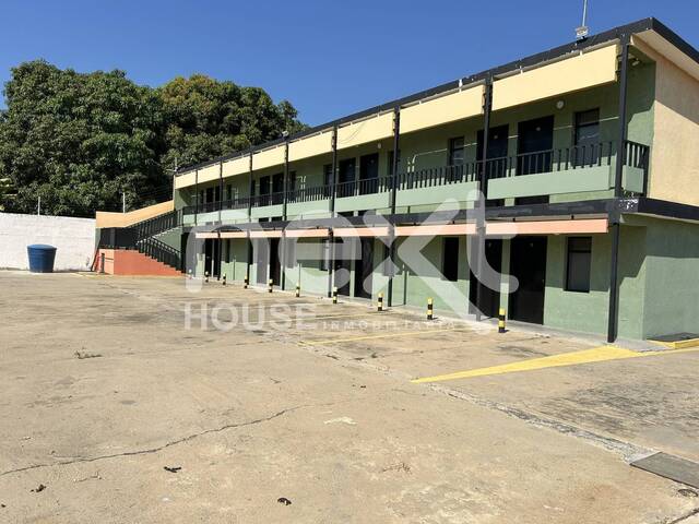 #3019 - EDIFICIO RESIDENCIAL para Alquiler en Ciudad Ojeda - V - 1